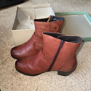 Propet Leather Ankle Boots
